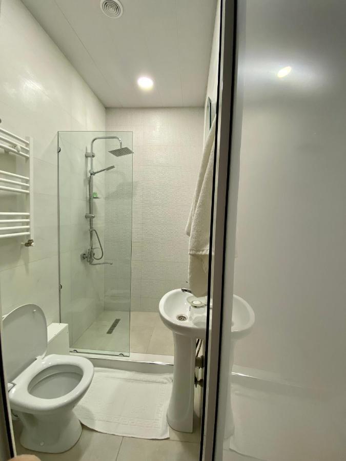 Liberty Apartment Тбилиси Экстерьер фото